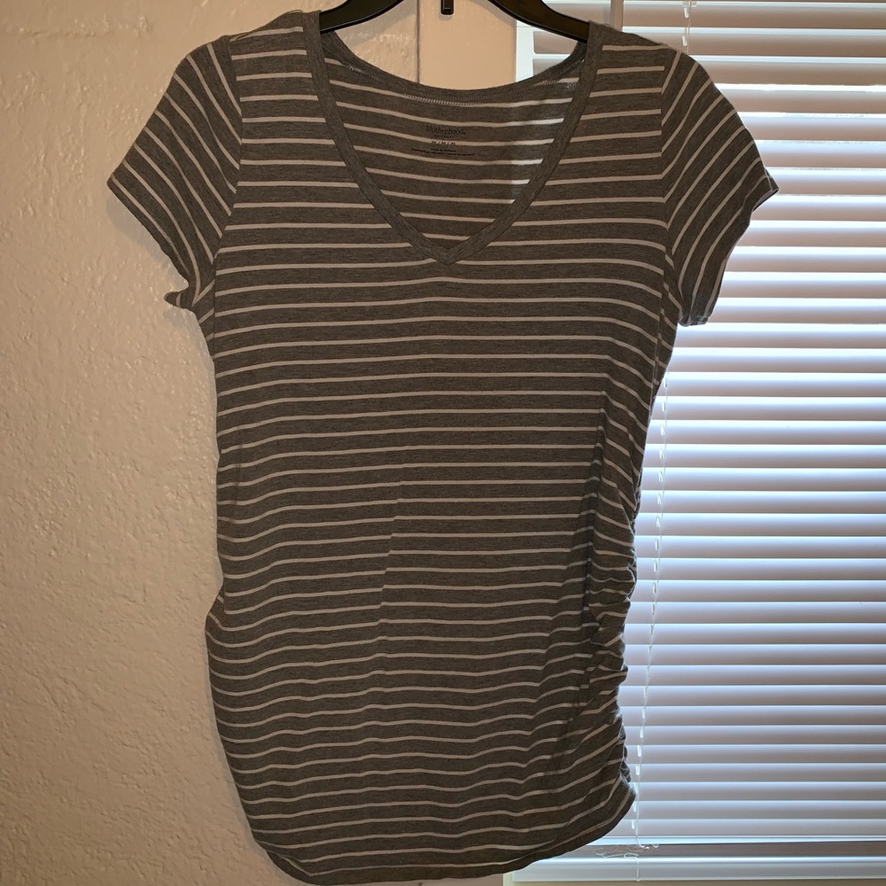 Maternity shirt